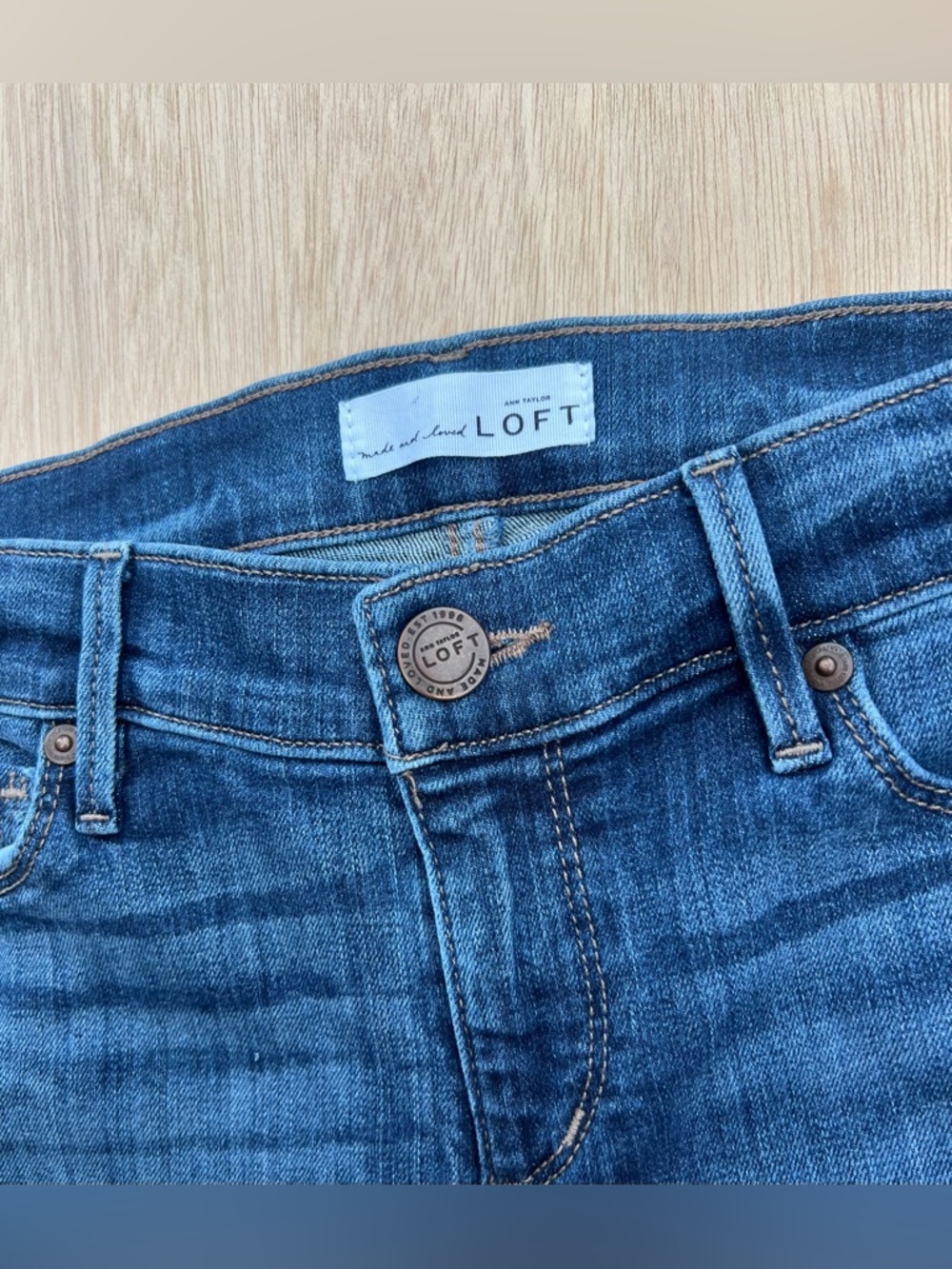 LOFT Y2K Indigo Skinny Stretch Jeans 24 Normcore Midrise Denim EUC Basic Baddie - Picture 4 of 9